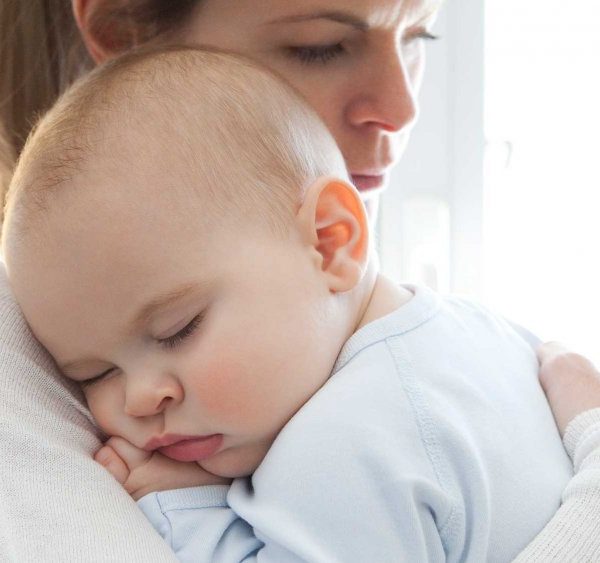 Quand s'inquiéter lorsque bébé fait la toux ?